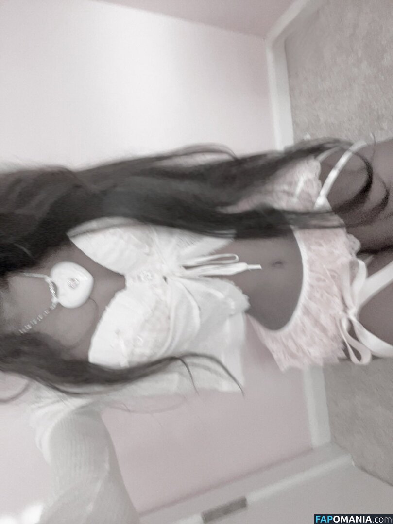 https: / lambpwincess / littlamb Обнажённый OnlyFans  Утёкшее фото #8