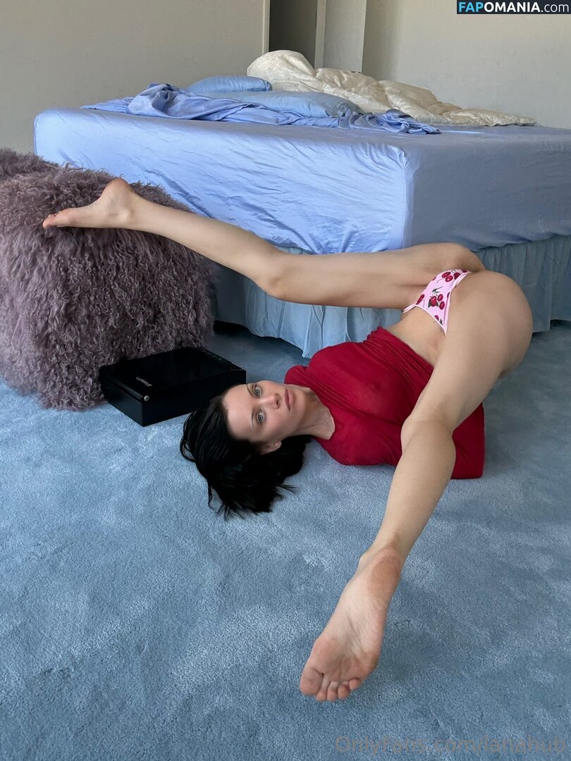 Lana Rhoades / barstoolsports / lanarhoades / subscribe2lana Обнажённый OnlyFans  Утёкшее фото #2