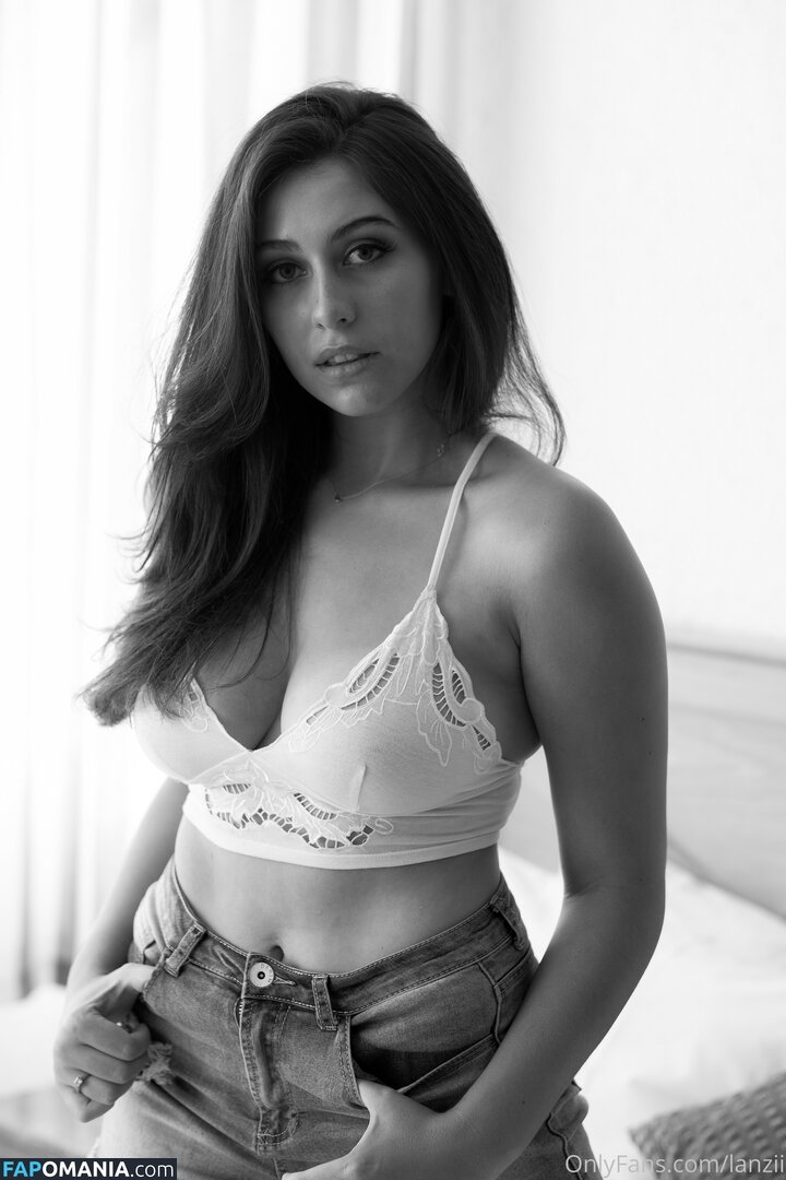 lanzii / x.lanzi Обнажённый OnlyFans  Утёкшее фото #9