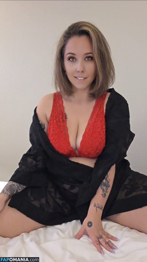 lariarussell / ryanfirst1 Обнажённый OnlyFans  Утёкшее фото #1