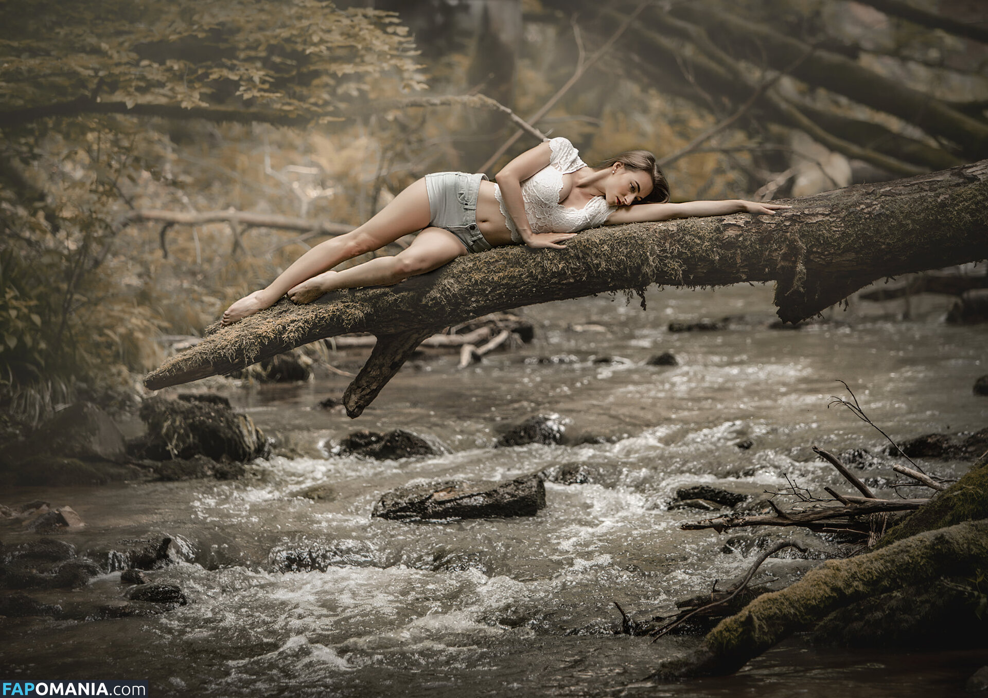 Larissa Schmiederer / larissa0297 Обнажённый OnlyFans  Утёкшее фото #12