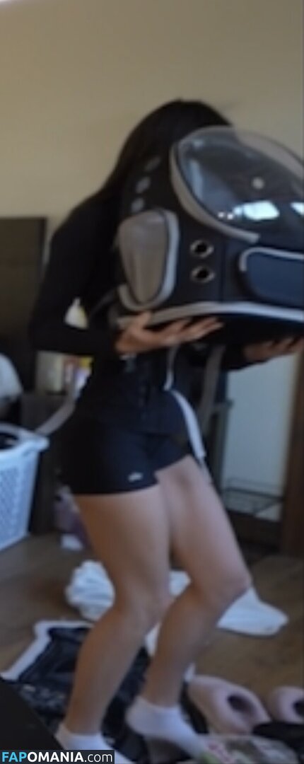 Laselyii / llessliiie / luvliii Обнажённый OnlyFans  Утёкшее фото #13