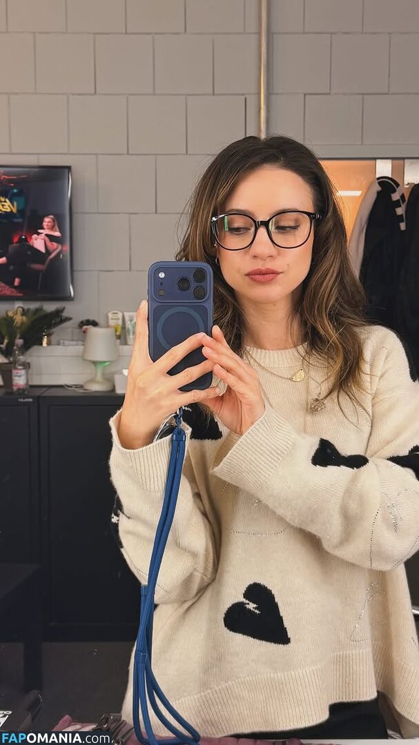 Laure Valée / laure_bv Обнажённый OnlyFans  Утёкшее фото #166