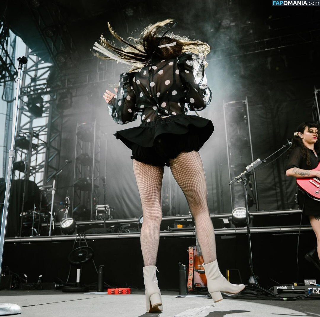 Lauren Mayberry / laurenevemayberry Обнажённый OnlyFans  Утёкшее фото #114