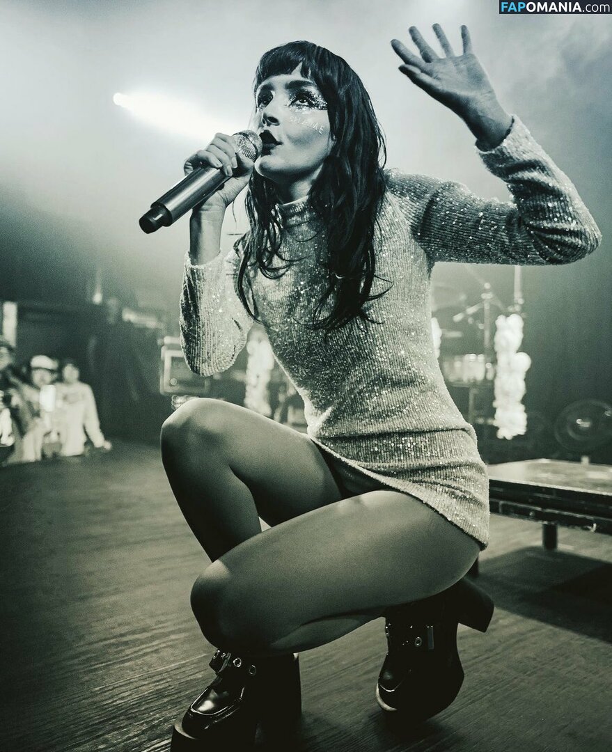 Lauren Mayberry / laurenevemayberry Обнажённый OnlyFans  Утёкшее фото #435