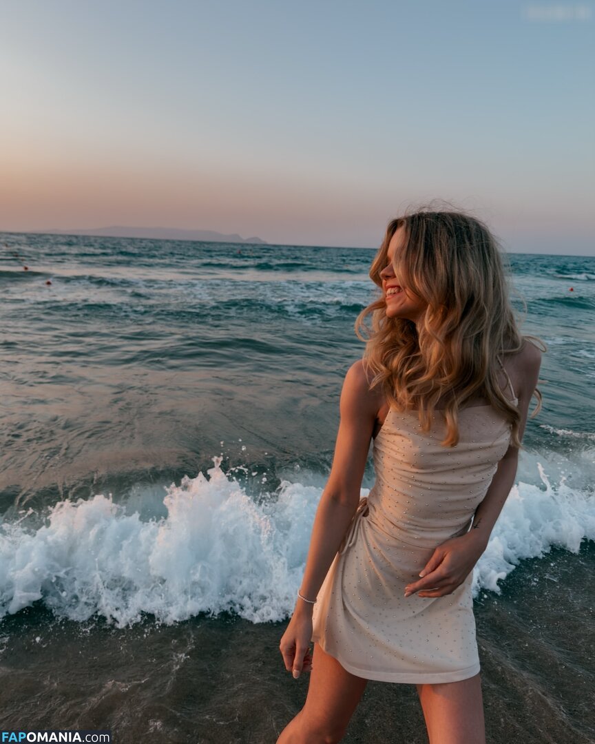 Lea Peach / Looskanal / lea / wifiloo_m Обнажённый OnlyFans  Утёкшее фото #780