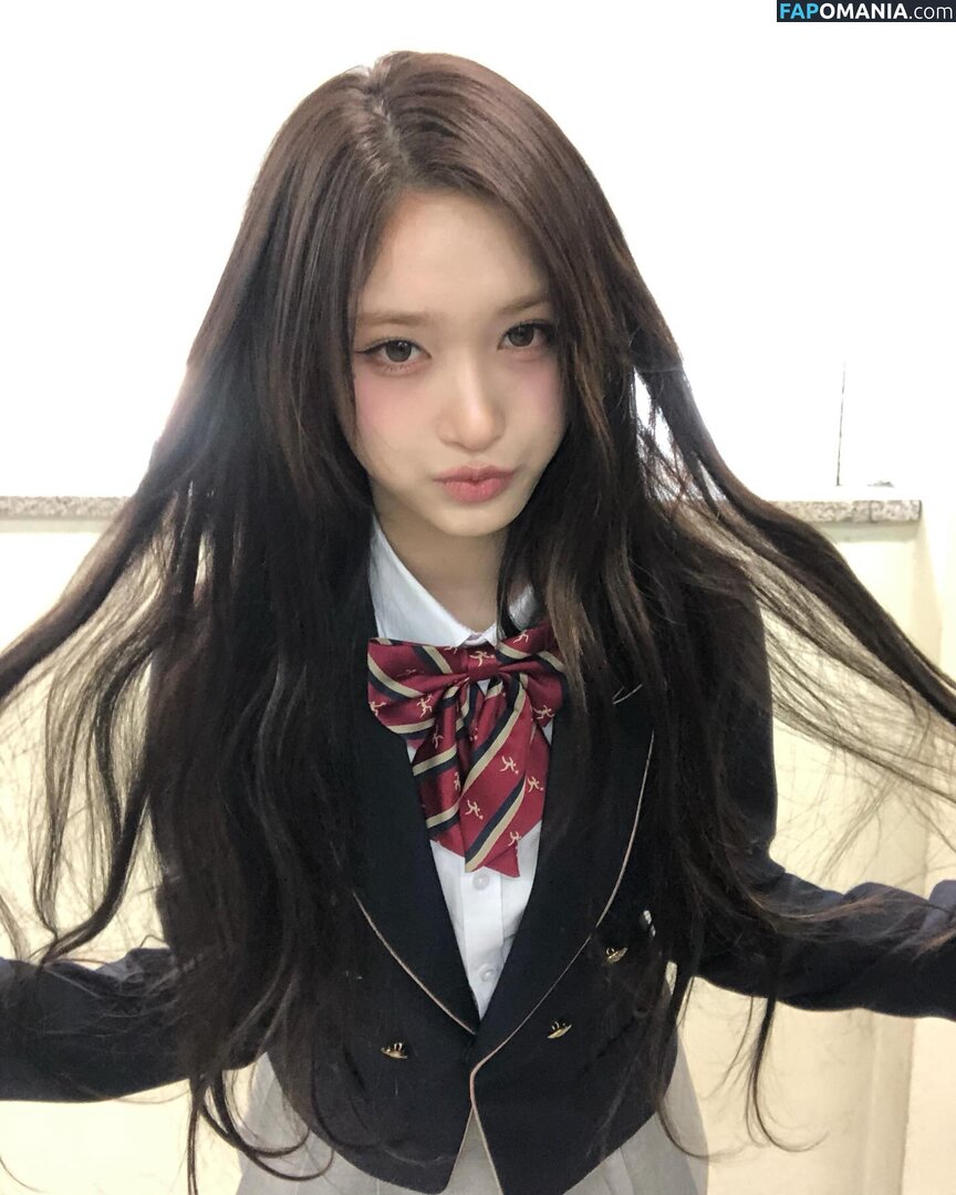 Lee Hyun-Seo / eeseooes / https: / iveleeseoi Обнажённый OnlyFans  Утёкшее фото #2