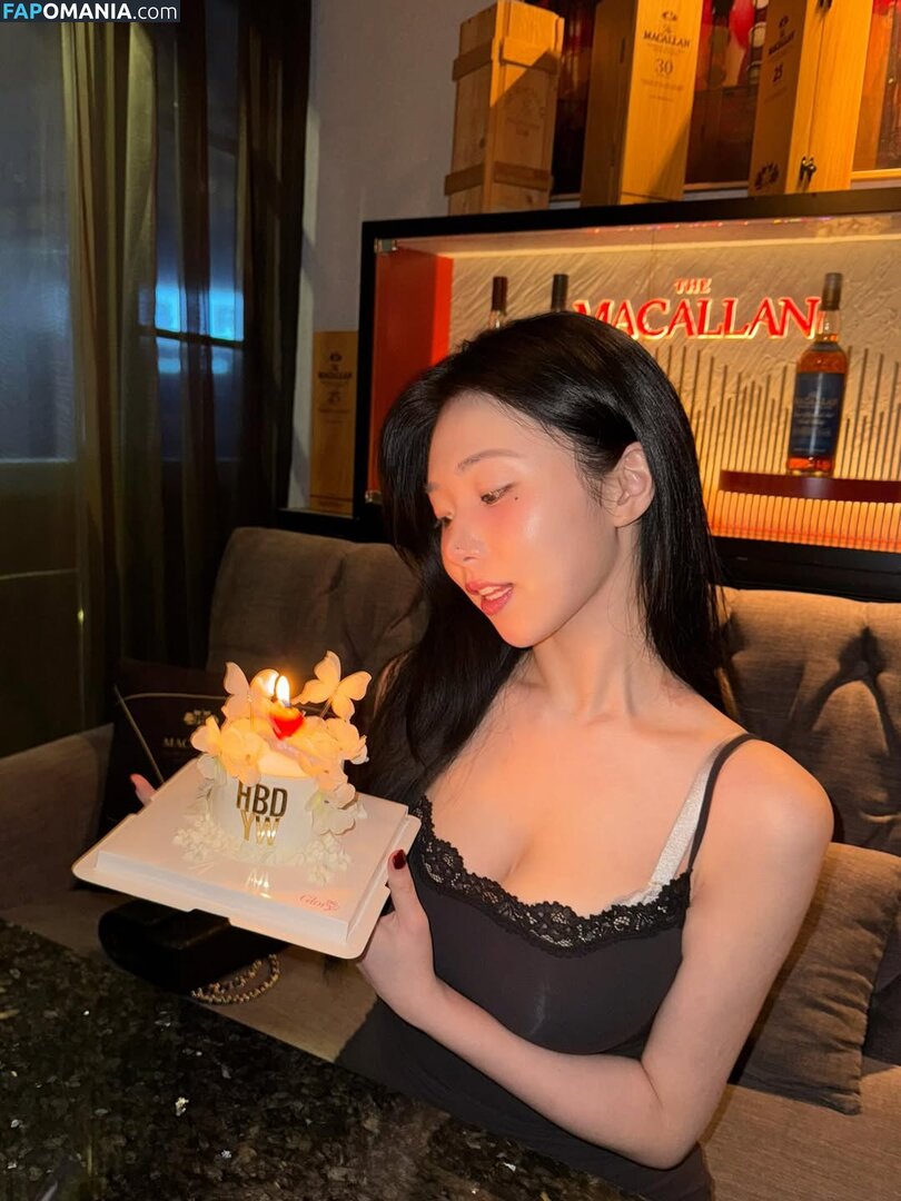 Lee Yeon-woo / yeonwooahh / yonu1201 / 이연우 | Yonu Kuro | yonu_kuro Обнажённый OnlyFans  Утёкшее фото #2