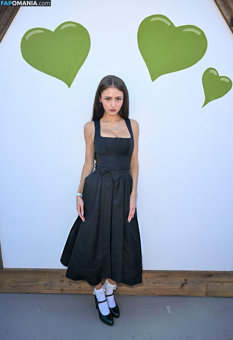 Leni Klum / leniklum Обнажённый OnlyFans  Утёкшее фото #1620