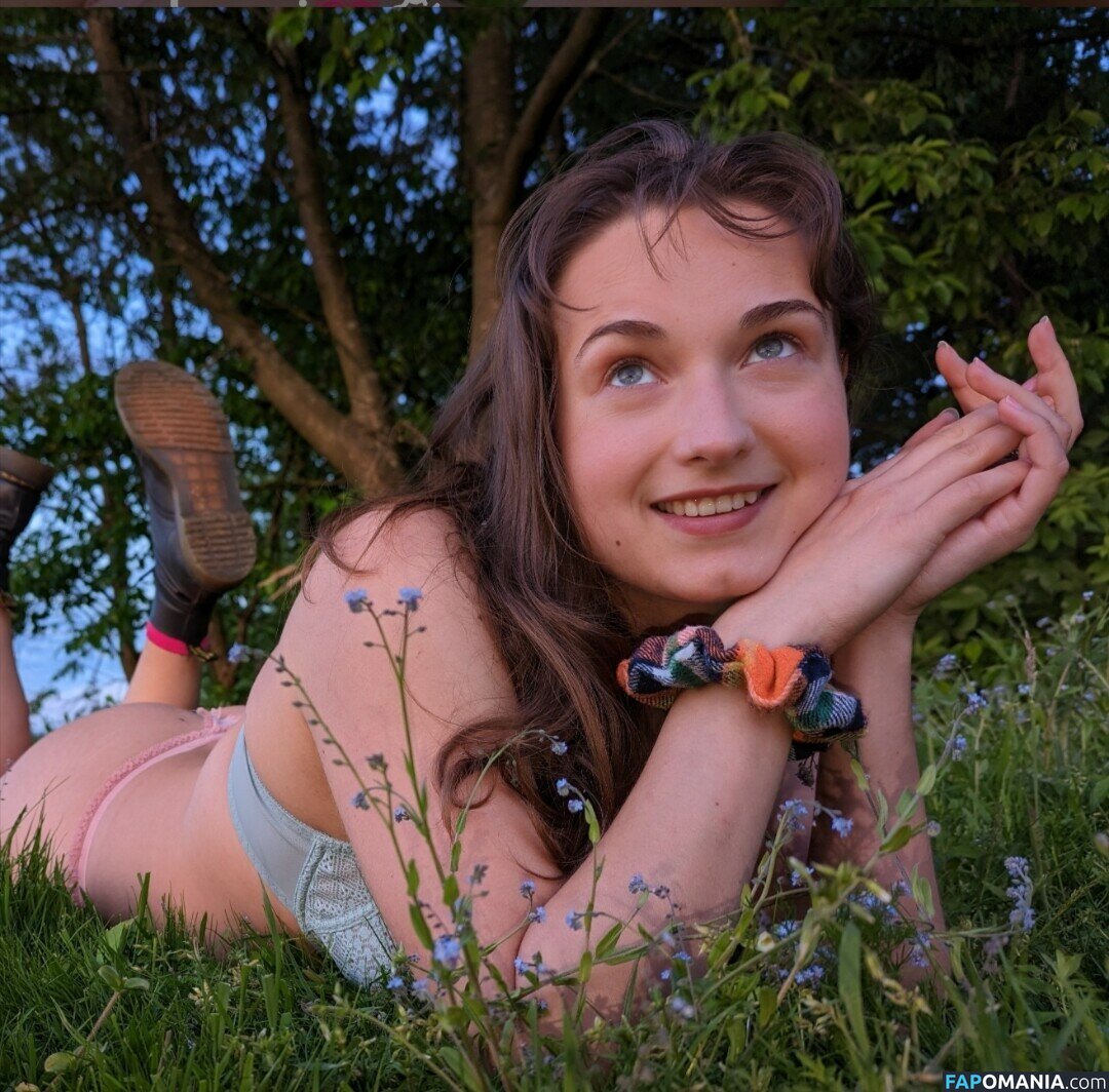 Leonireizend / leoni.reiz Обнажённый OnlyFans  Утёкшее фото #1