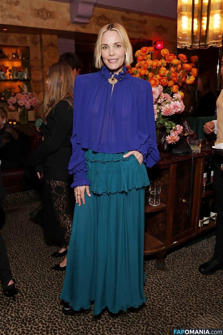 Leslie Bibb / mslesliebibb Обнажённый OnlyFans  Утёкшее фото #2