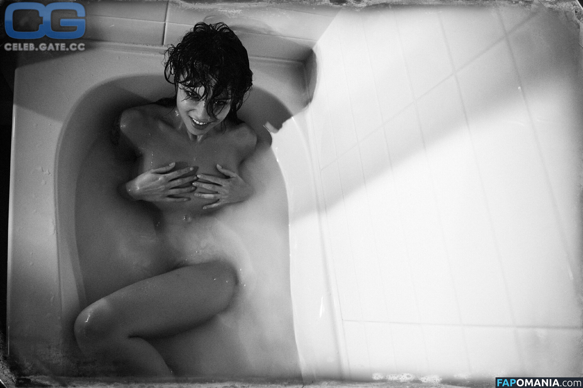 Lexa Doig Обнажённый OnlyFans  Утёкшее фото #7