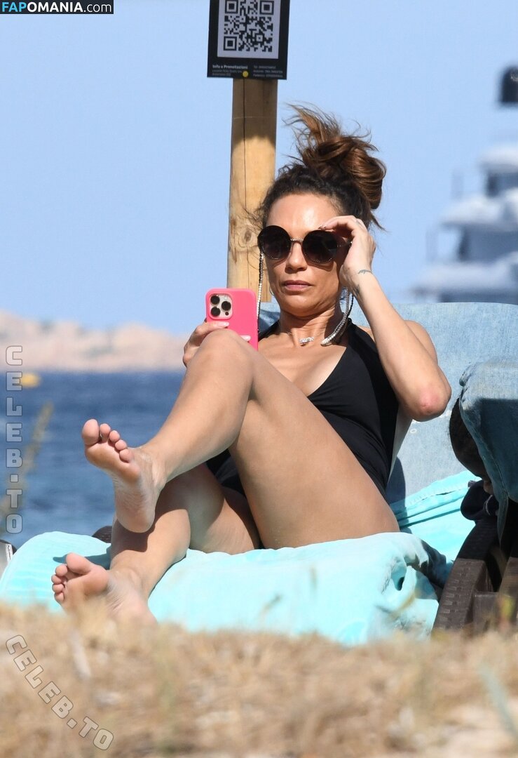 Lilly Becker / LillyBeckerOffiziell / lillybeckerofficial Обнажённый OnlyFans  Утёкшее фото #54