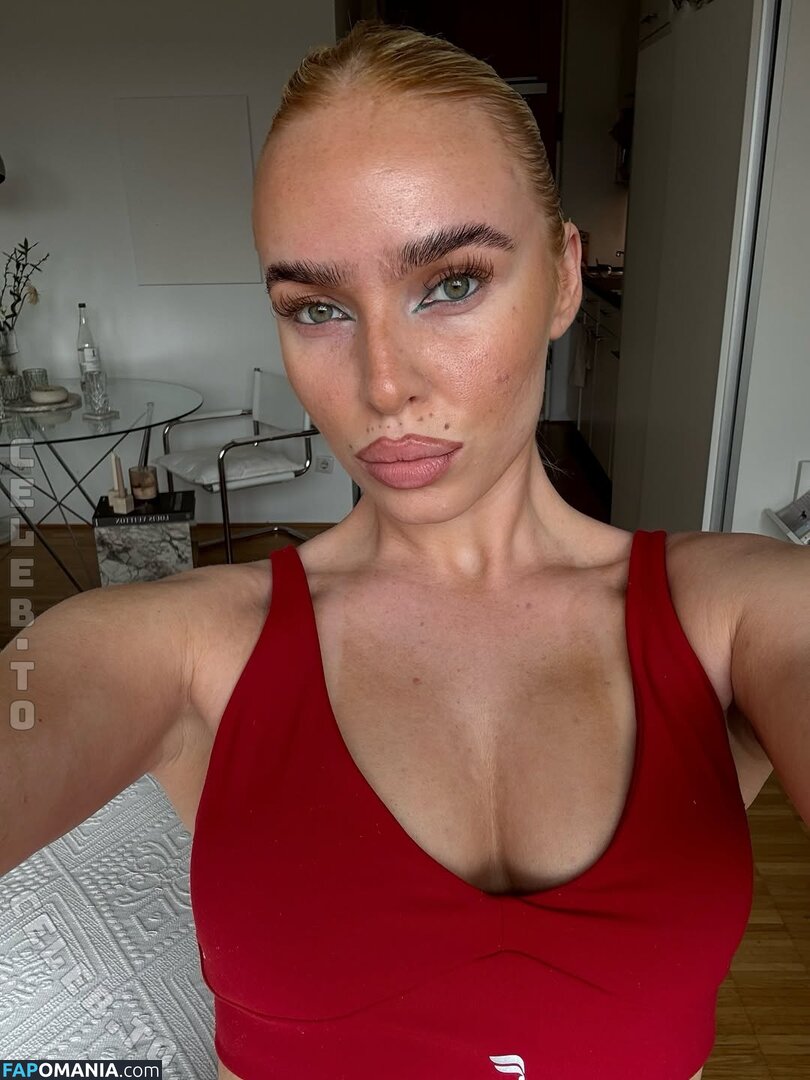 Lilycharlottevoss Обнажённый OnlyFans  Утёкшее фото #1