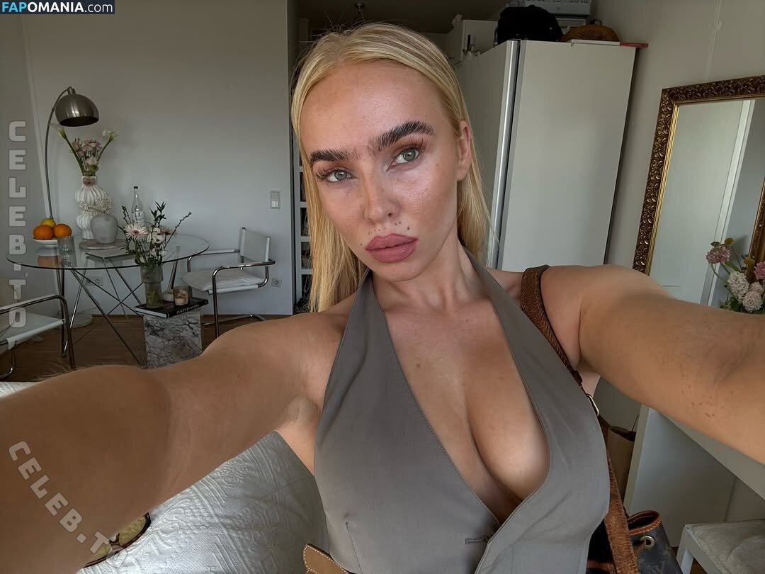 Lilycharlottevoss Обнажённый OnlyFans  Утёкшее фото #2
