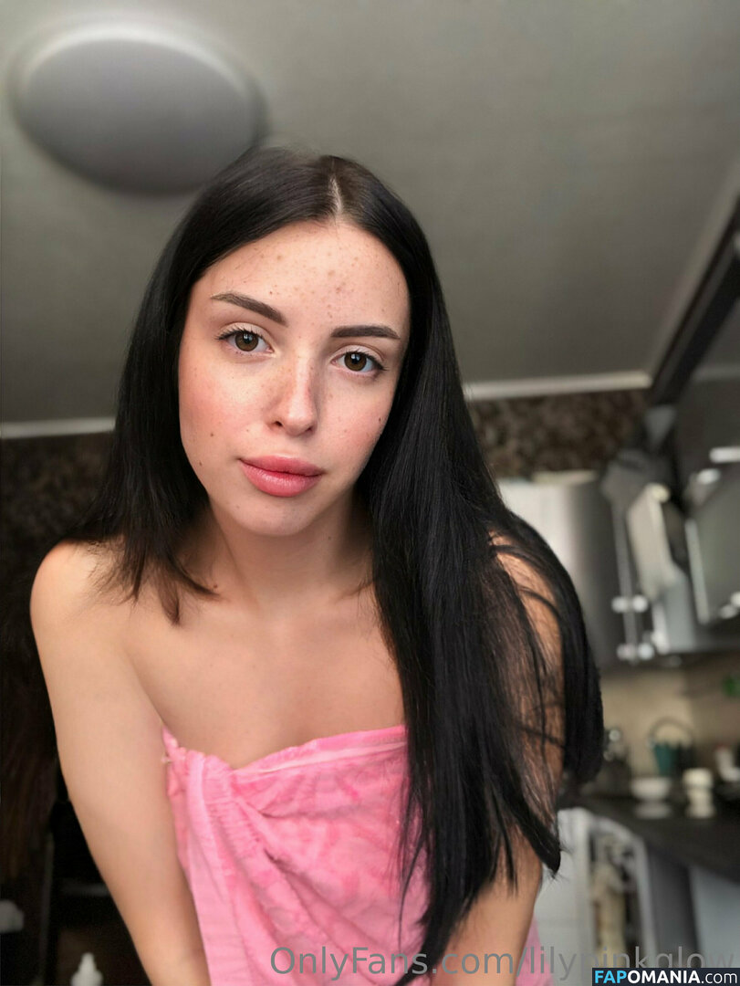 lilpink3y / lilypinkglow Обнажённый OnlyFans  Утёкшее фото #28
