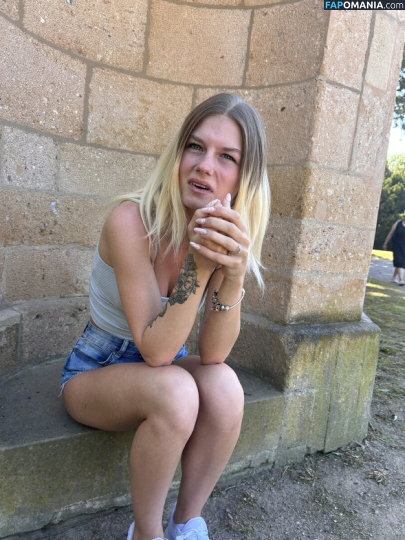 Lilyschote / lilyschote.official Обнажённый OnlyFans  Утёкшее фото #2