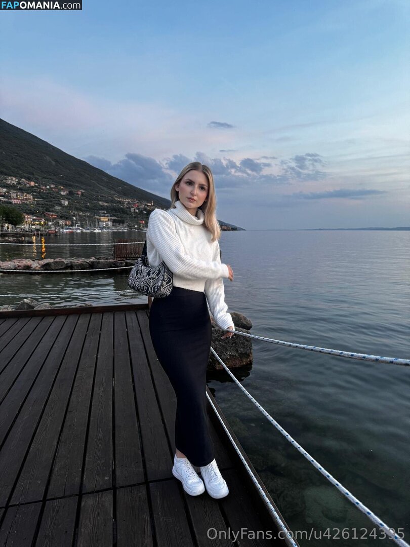 lindsilanestyle / linidreams Обнажённый OnlyFans  Утёкшее фото #1