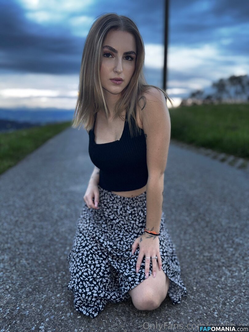 lindsilanestyle / linidreams Обнажённый OnlyFans  Утёкшее фото #8