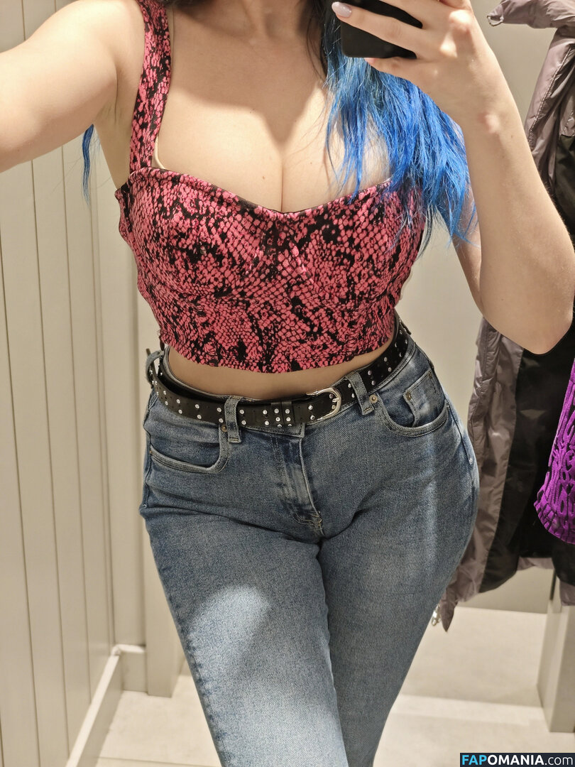 Lipisinkaaa / kazantseva_mimimi Обнажённый OnlyFans  Утёкшее фото #387