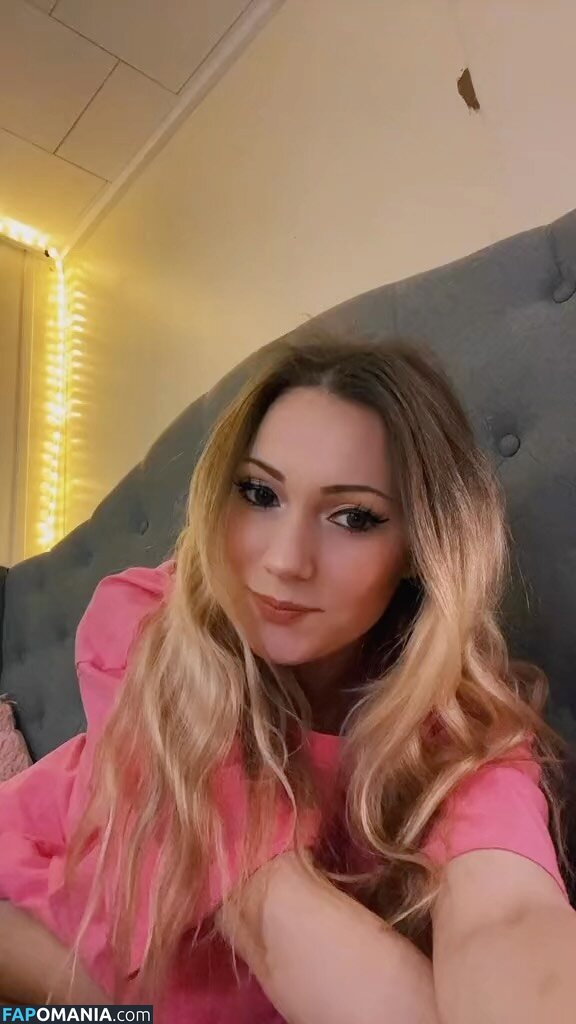 Little Momma / Littleemommaa21 / littlee.mommaa23 / littleemommaa23 Обнажённый OnlyFans  Утёкшее фото #12