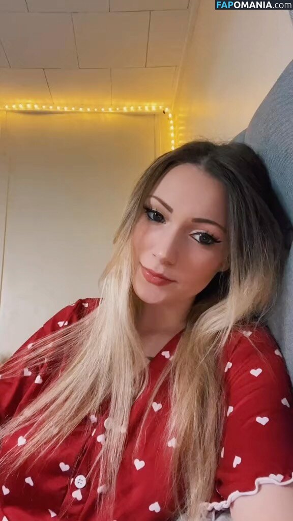 Little Momma / Littleemommaa21 / littlee.mommaa23 / littleemommaa23 Обнажённый OnlyFans  Утёкшее фото #19