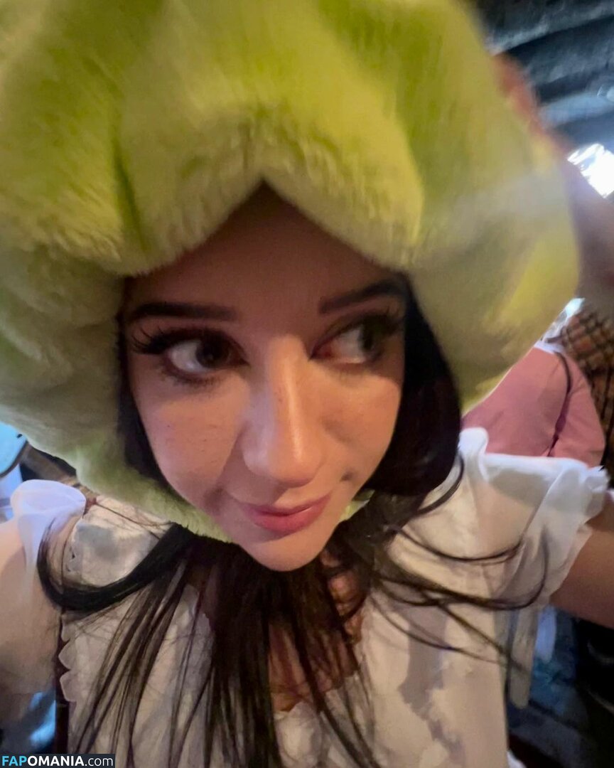 Liv Bevan / LivBev / livscopes Обнажённый OnlyFans  Утёкшее фото #2