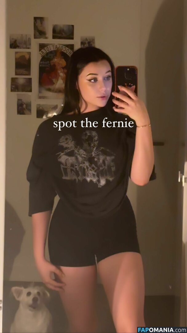 Liv Bevan / LivBev / livscopes Обнажённый OnlyFans  Утёкшее фото #6