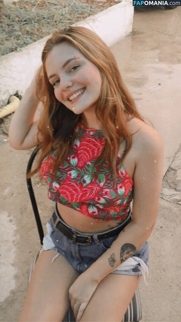 Laryssa Russo / Lizzyrusso / russolaryssa Обнажённый OnlyFans  Утёкшее фото #5