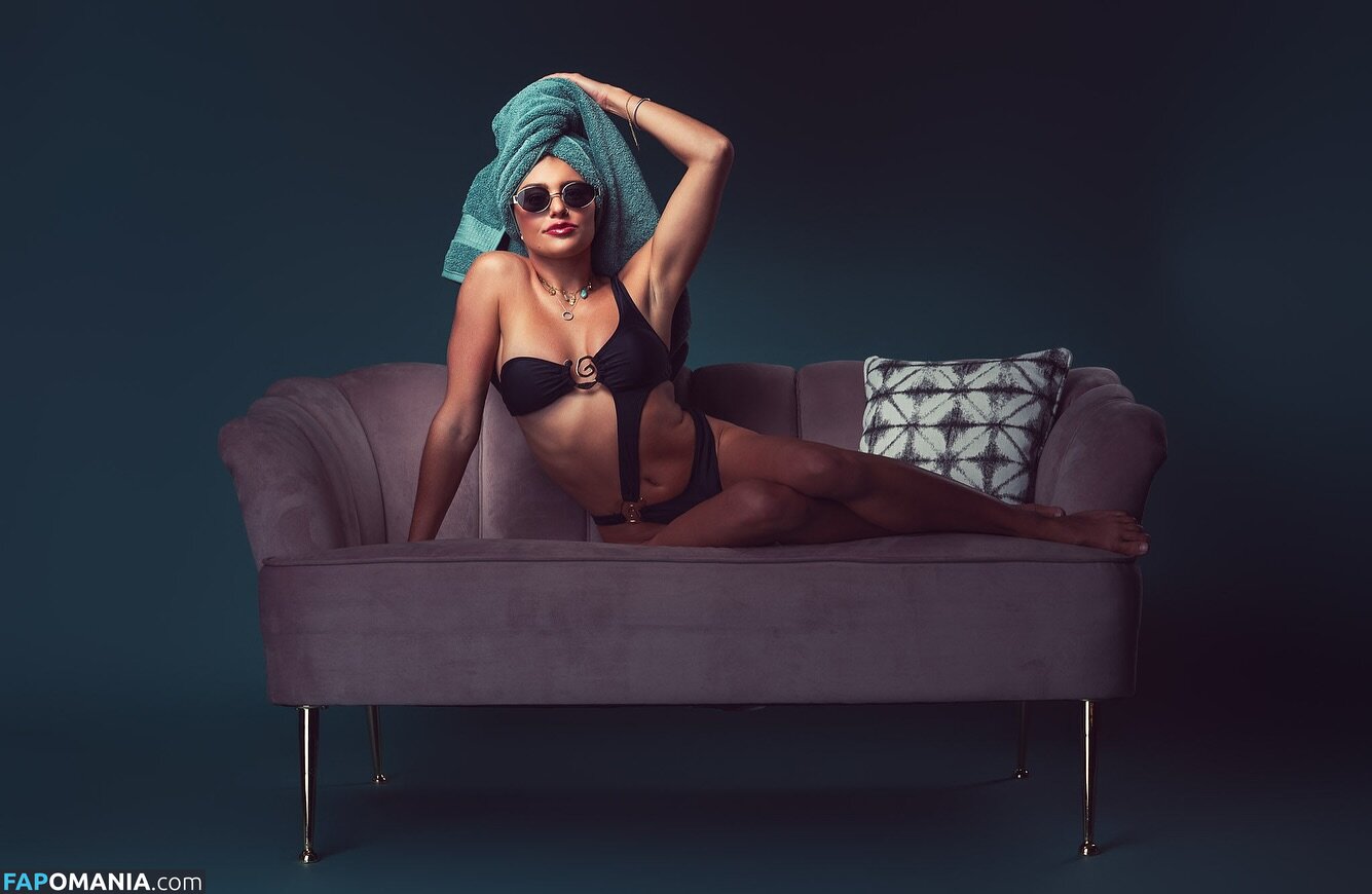 Logan Vaughan / Logan.grace / LoganGraceVaug1 / logan.grace16 Обнажённый OnlyFans  Утёкшее фото #8