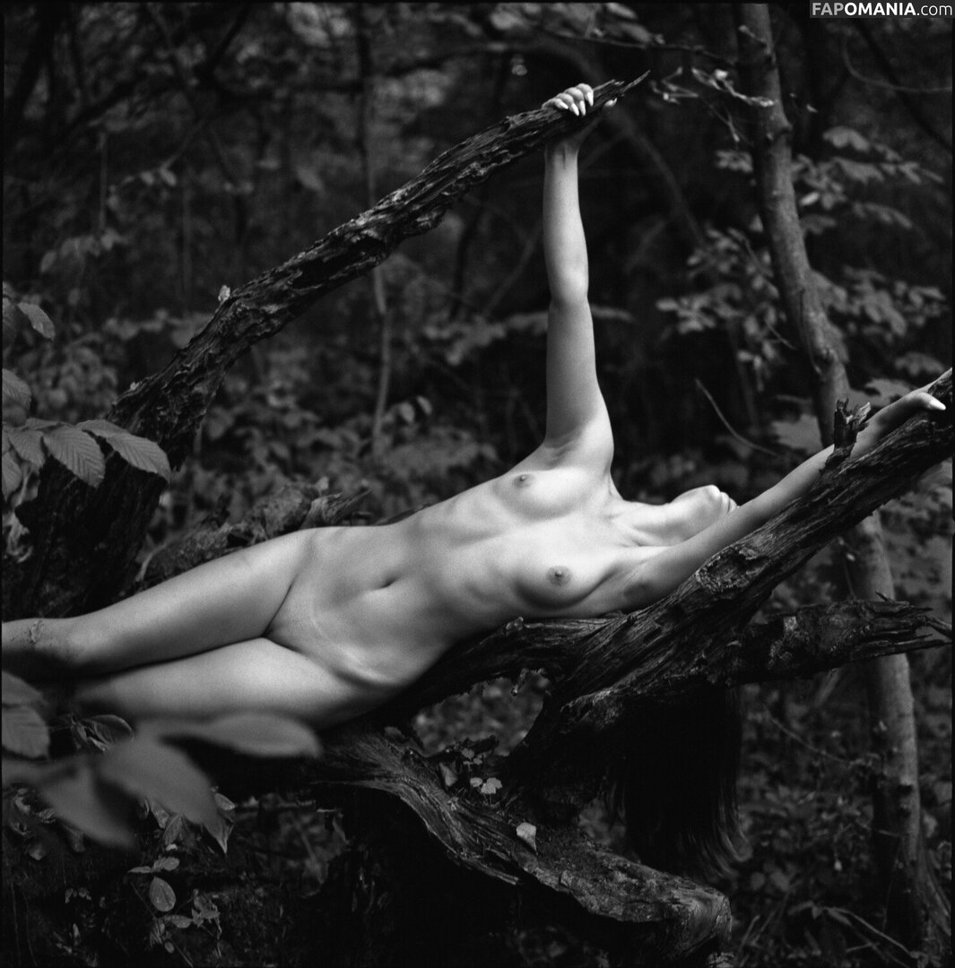 Loless / lorie_lessard Обнажённый OnlyFans  Утёкшее фото #12