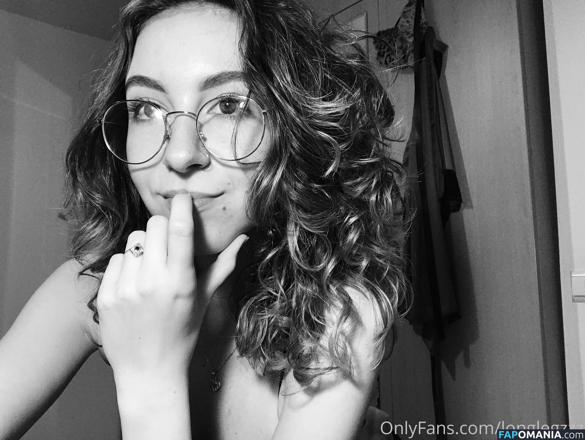 Longlegzzz / long-legzzz / nonkuh_mtshali Обнажённый OnlyFans  Утёкшее фото #11