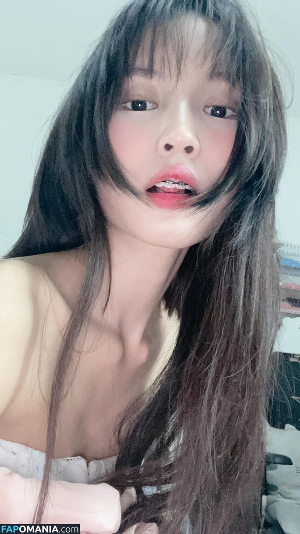 Lilith / Lou Aenlle / llthidk Обнажённый OnlyFans  Утёкшее фото #7