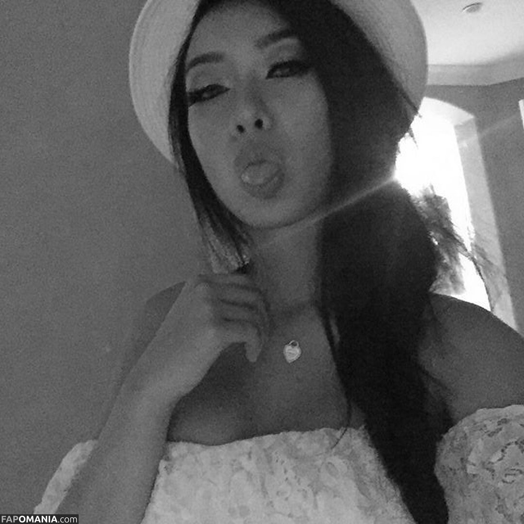 Lovelynnc / Lynn Chu / lovelynn / lovelynnc_love Обнажённый OnlyFans  Утёкшее фото #32