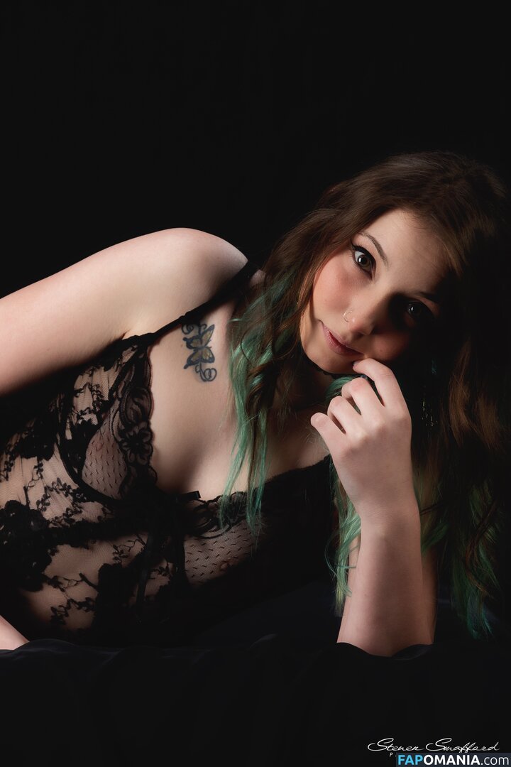 Luckicharmed / lucki.charmed Обнажённый OnlyFans  Утёкшее фото #14