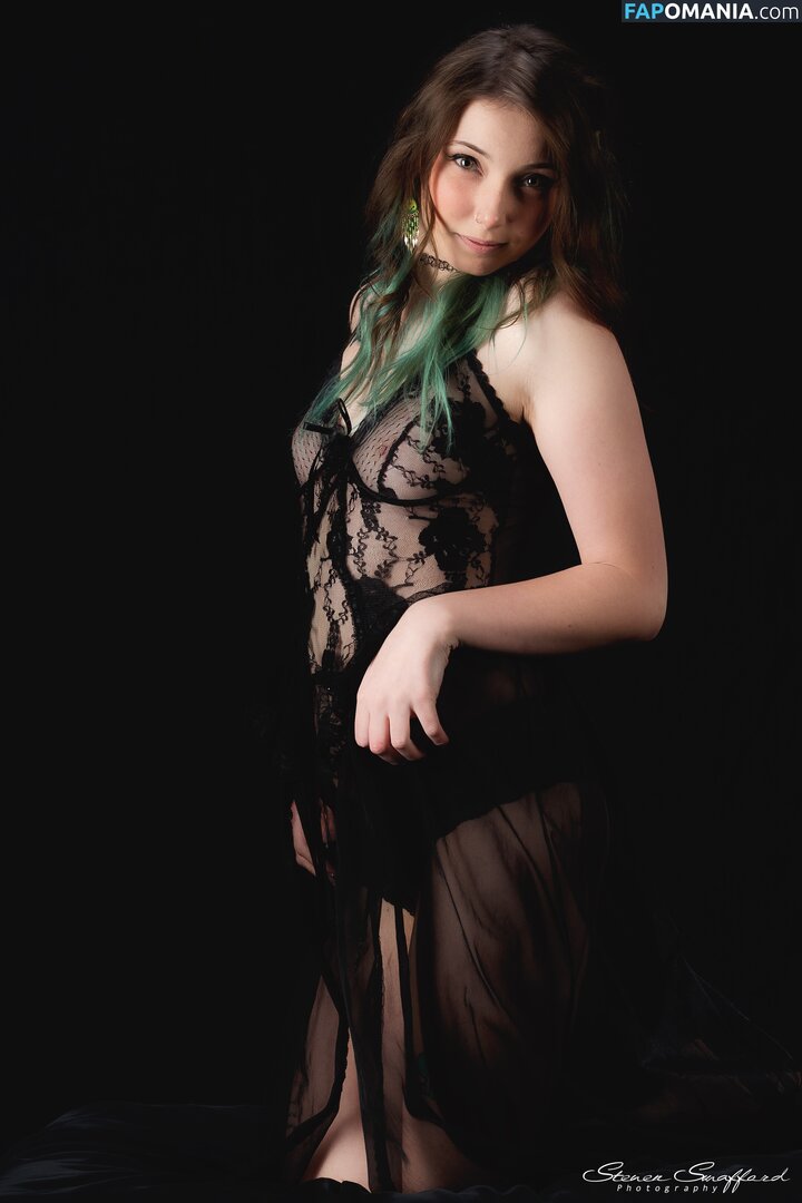 Luckicharmed / lucki.charmed Обнажённый OnlyFans  Утёкшее фото #16