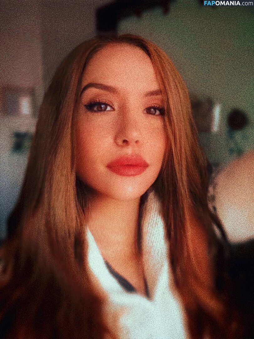 Lucy Afrodite / Lucy Hermafrodite / lucy_afrodite / lucyprz__ Обнажённый OnlyFans  Утёкшее фото #2