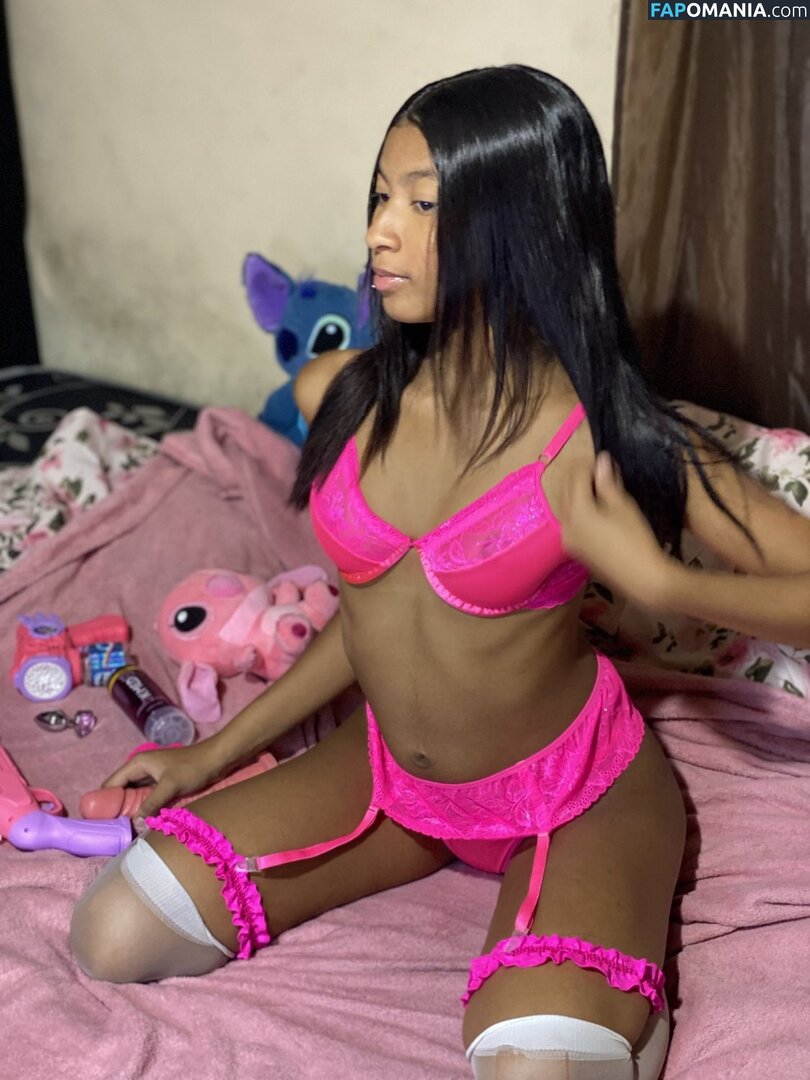 Lucysafadinha3 Обнажённый OnlyFans  Утёкшее фото #16