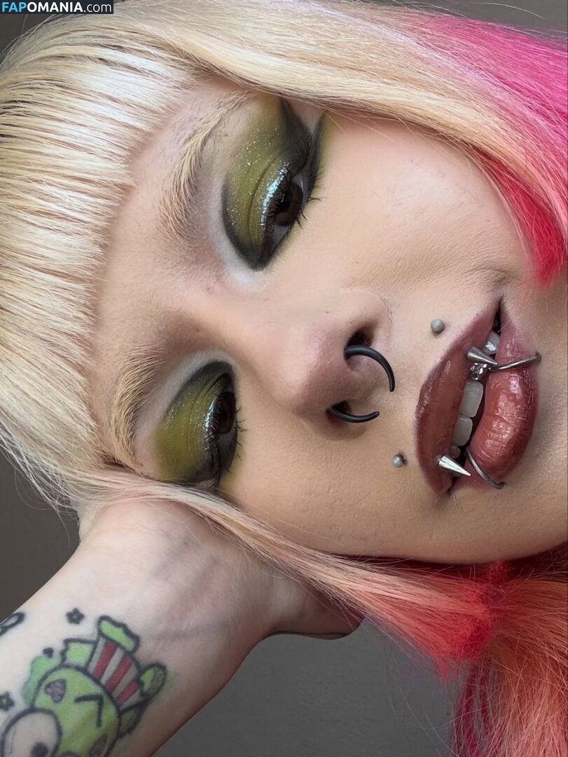 Luh Setra / luhsetraoficial Обнажённый OnlyFans  Утёкшее фото #1