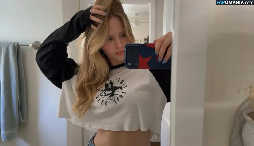Lulu Wilson / luluswilson Обнажённый OnlyFans  Утёкшее фото #1