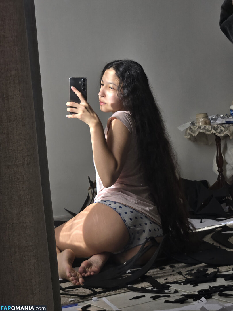 Luna Myosotis / LunaMyosotis Обнажённый OnlyFans  Утёкшее фото #3