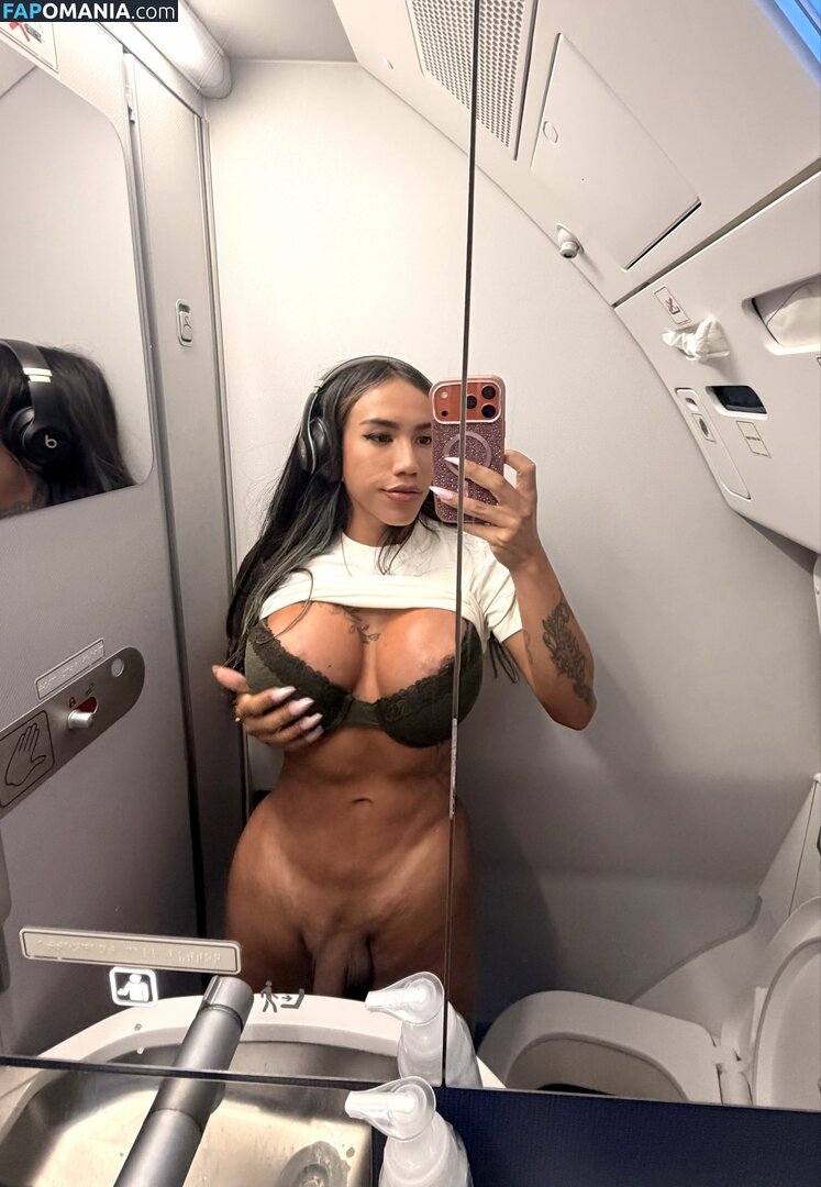 Lushiana_123 Обнажённый OnlyFans  Утёкшее фото #11