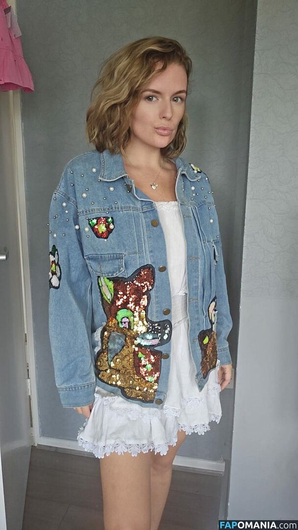 Lycia Rutter / LyciaSharyl / Lyciarutter_xo / dollydaddysgirls Обнажённый OnlyFans  Утёкшее фото #15