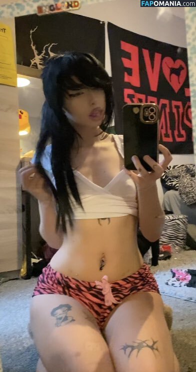 Lyraleafs / lyrafaelovesyou Обнажённый OnlyFans  Утёкшее фото #6