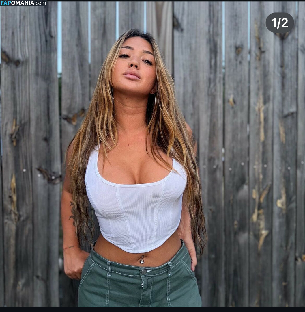 Lyssa Kegles / https: / itskegles Обнажённый OnlyFans  Утёкшее фото #1