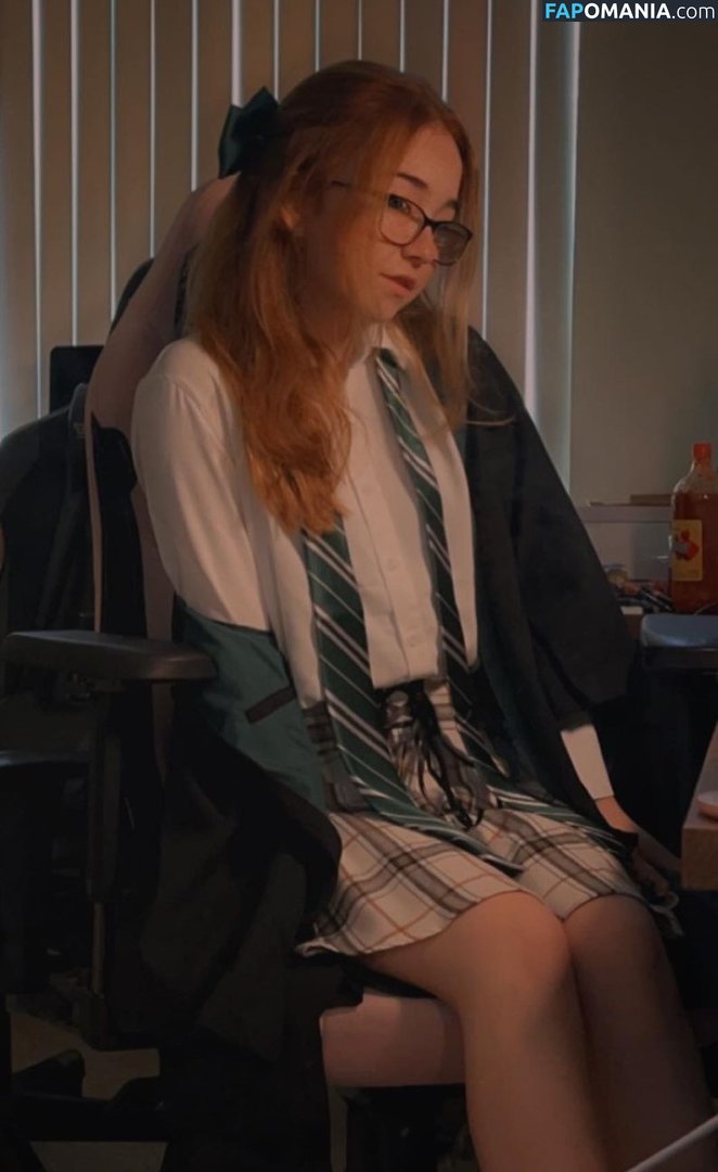 Lyssaurora Обнажённый OnlyFans  Утёкшее фото #15