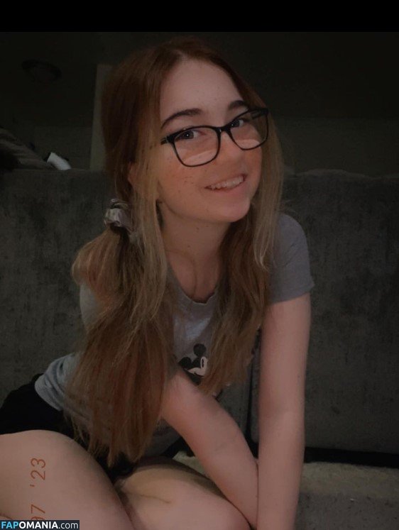 Lyssaurora Обнажённый OnlyFans  Утёкшее фото #20