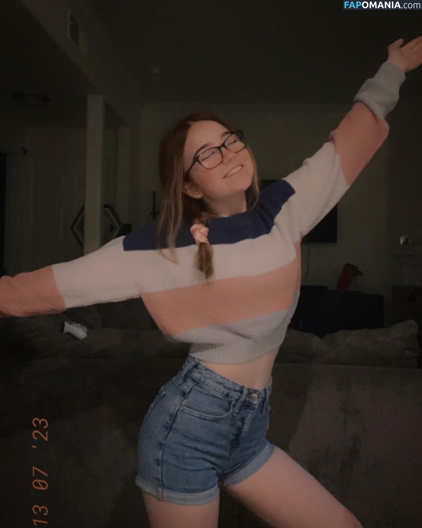 Lyssaurora Обнажённый OnlyFans  Утёкшее фото #24