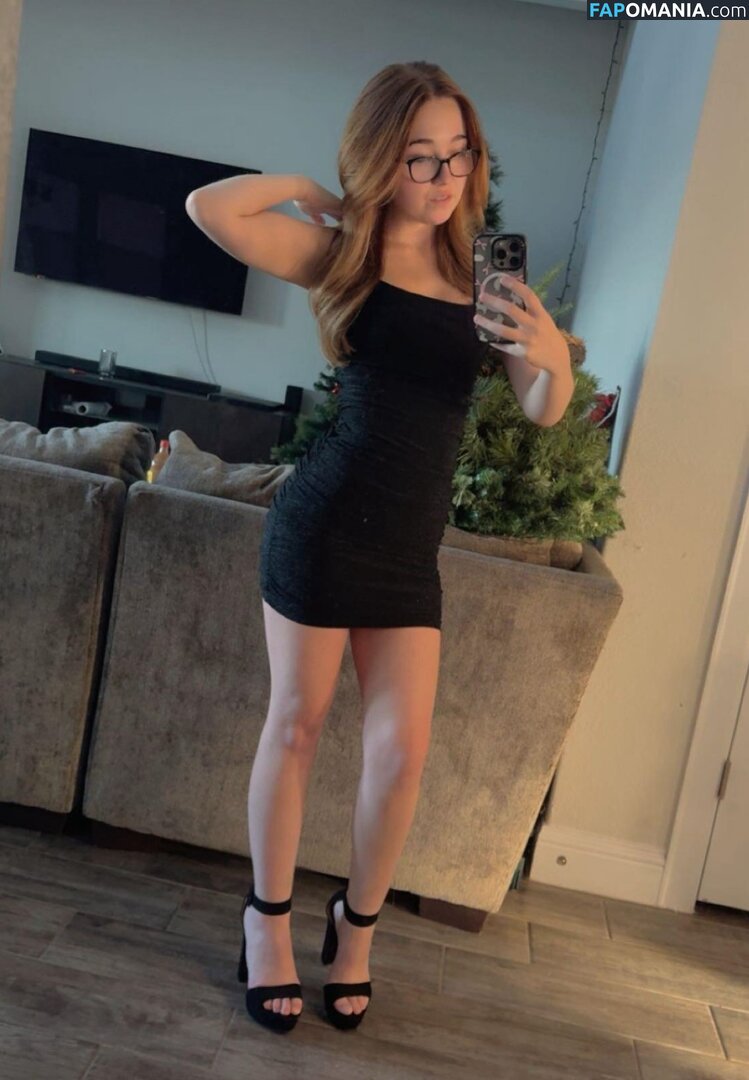 Lyssaurora Обнажённый OnlyFans  Утёкшее фото #250