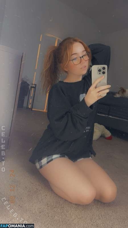 Lyssaurora / https: Обнажённый OnlyFans  Утёкшее фото #377